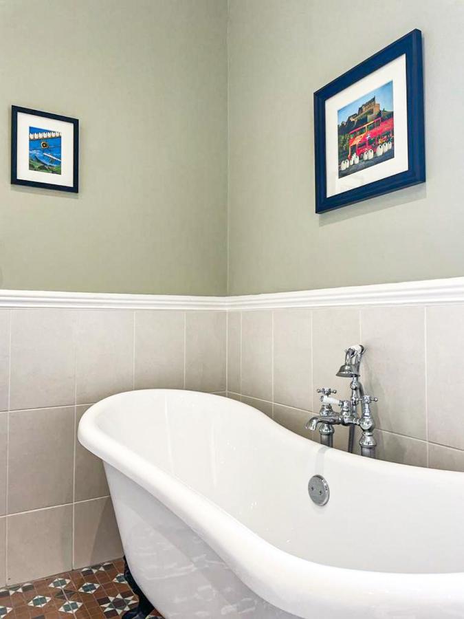 Remarkable 5Br Townhouse With Garden, Sleeps 12 Edinburgh Exterior photo