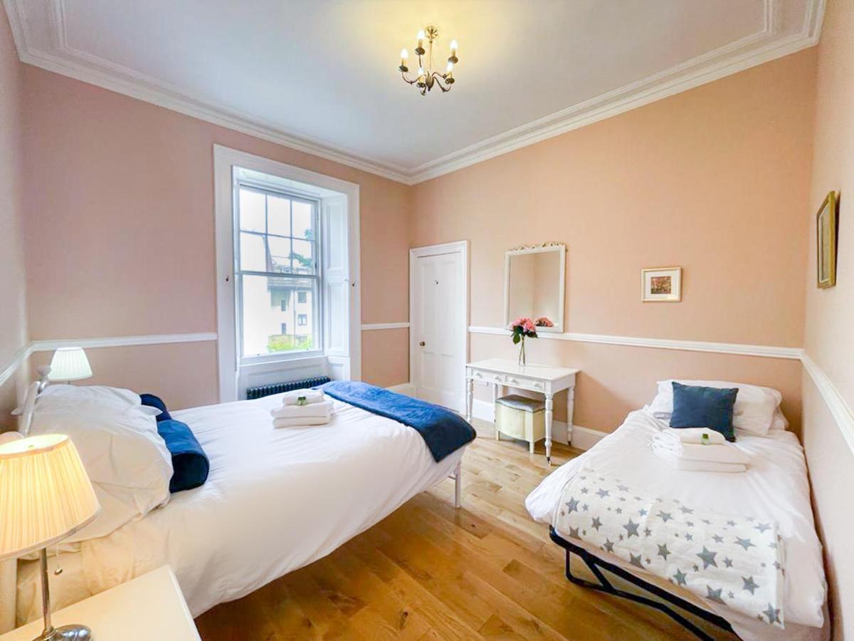 Remarkable 5Br Townhouse With Garden, Sleeps 12 Edinburgh Exterior photo